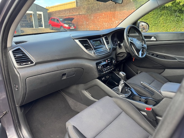 Used Hyundai TUCSON 2016 for sale - 74090580: Photo 8