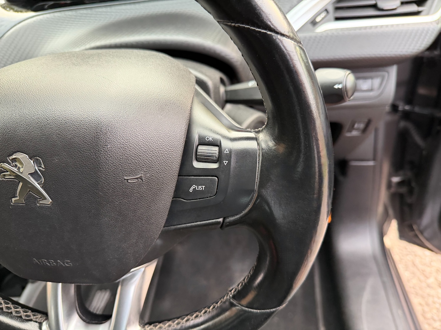 Used Peugeot 208 2019 for sale - 76186887: Photo 27