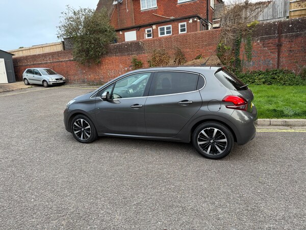 Used Peugeot 208 2019 for sale - 76186887: Photo 5