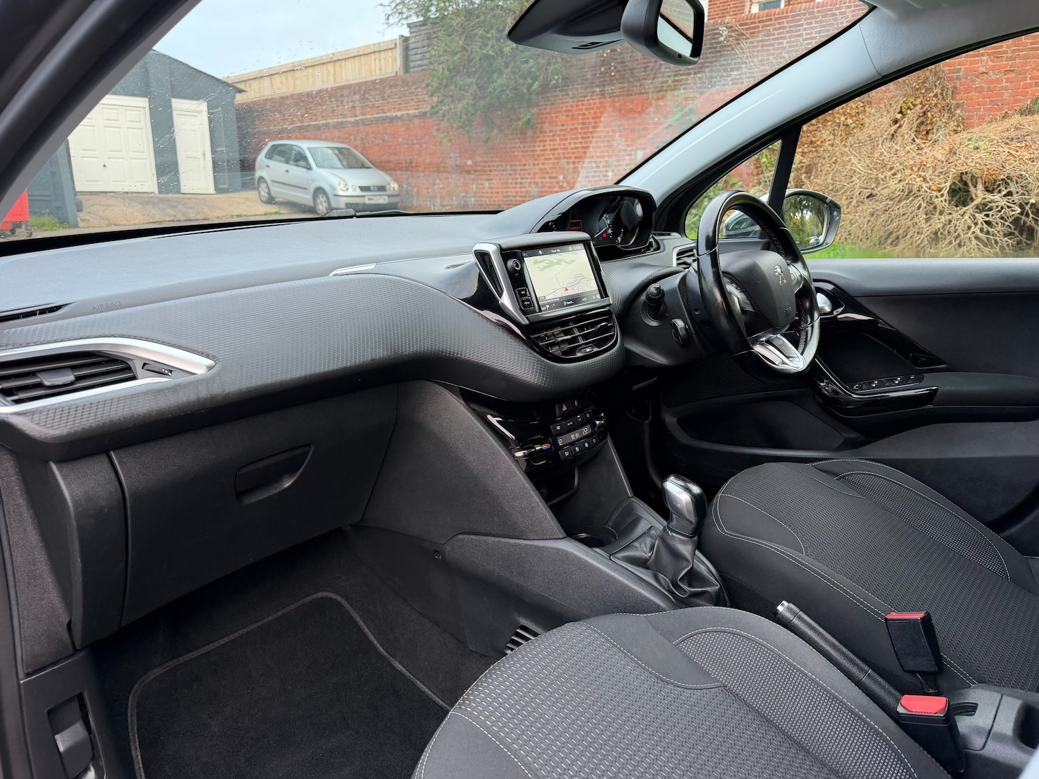 Used Peugeot 208 2019 for sale - 76186887: Photo 8