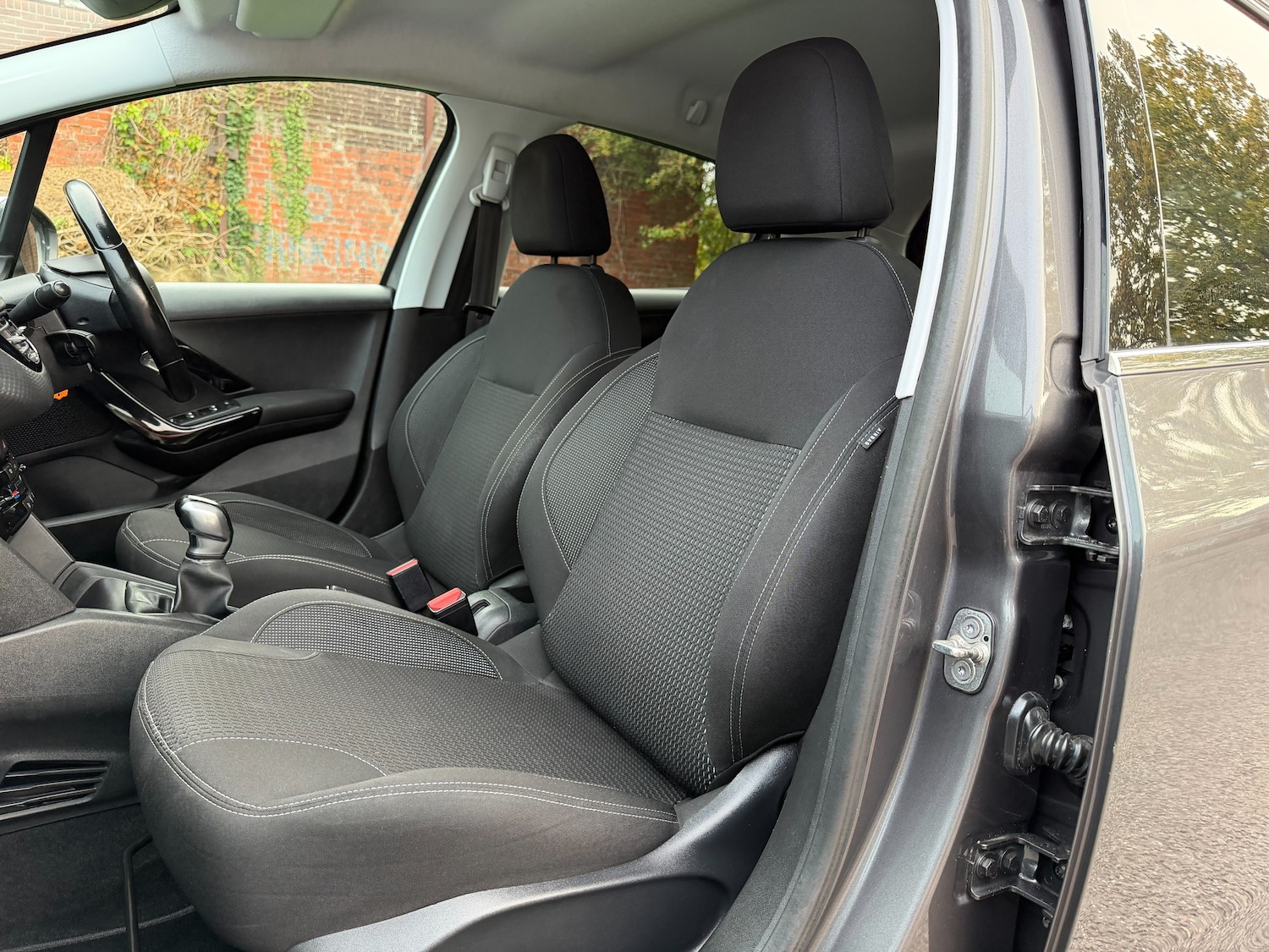 Used Peugeot 208 2019 for sale - 76186887: Photo 9