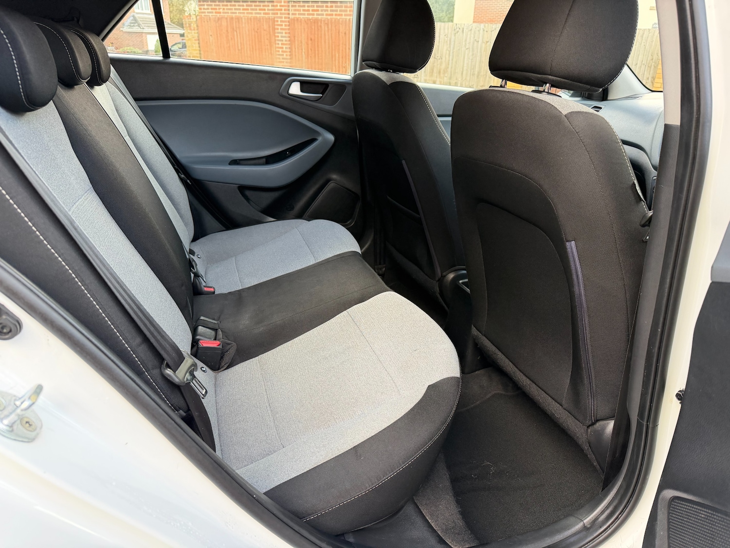 Used Hyundai i20 2015 for sale - 76554440: Photo 11