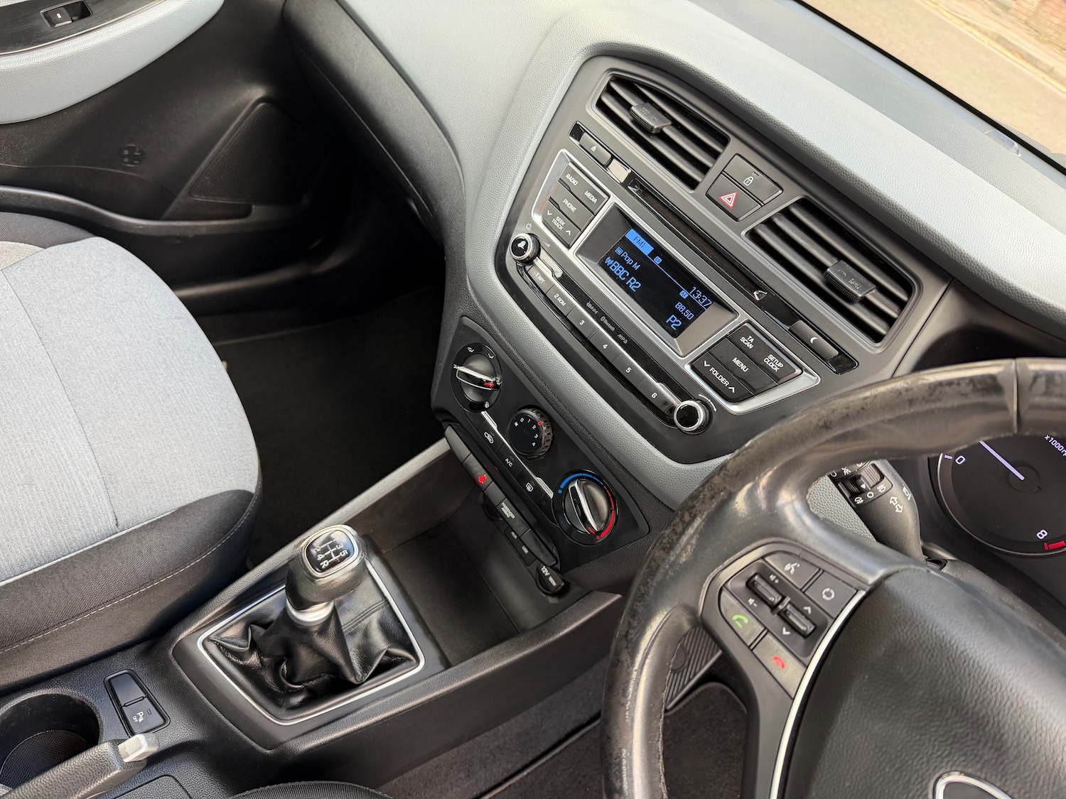 Used Hyundai i20 2015 for sale - 76554440: Photo 14