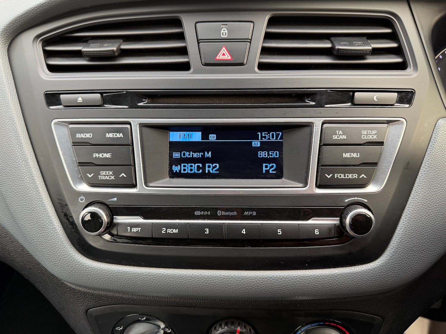 Used Hyundai i20 2015 for sale - 76554440: Photo 16