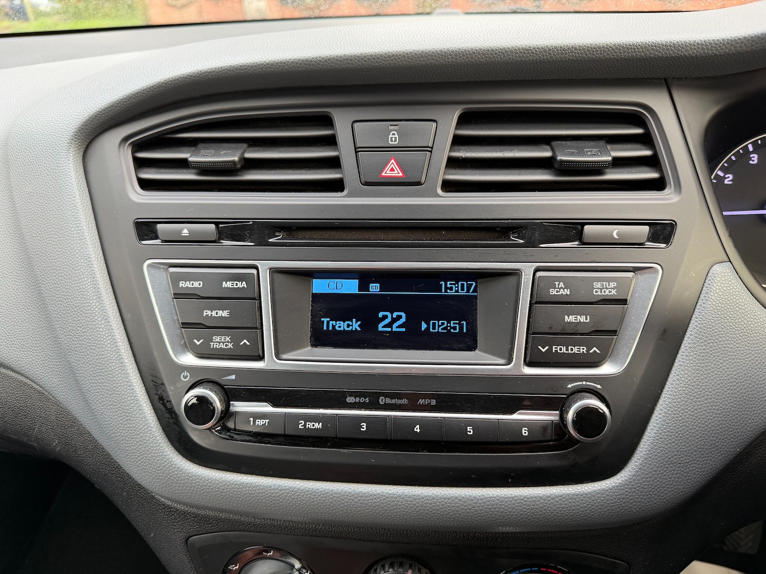 Used Hyundai i20 2015 for sale - 76554440: Photo 18