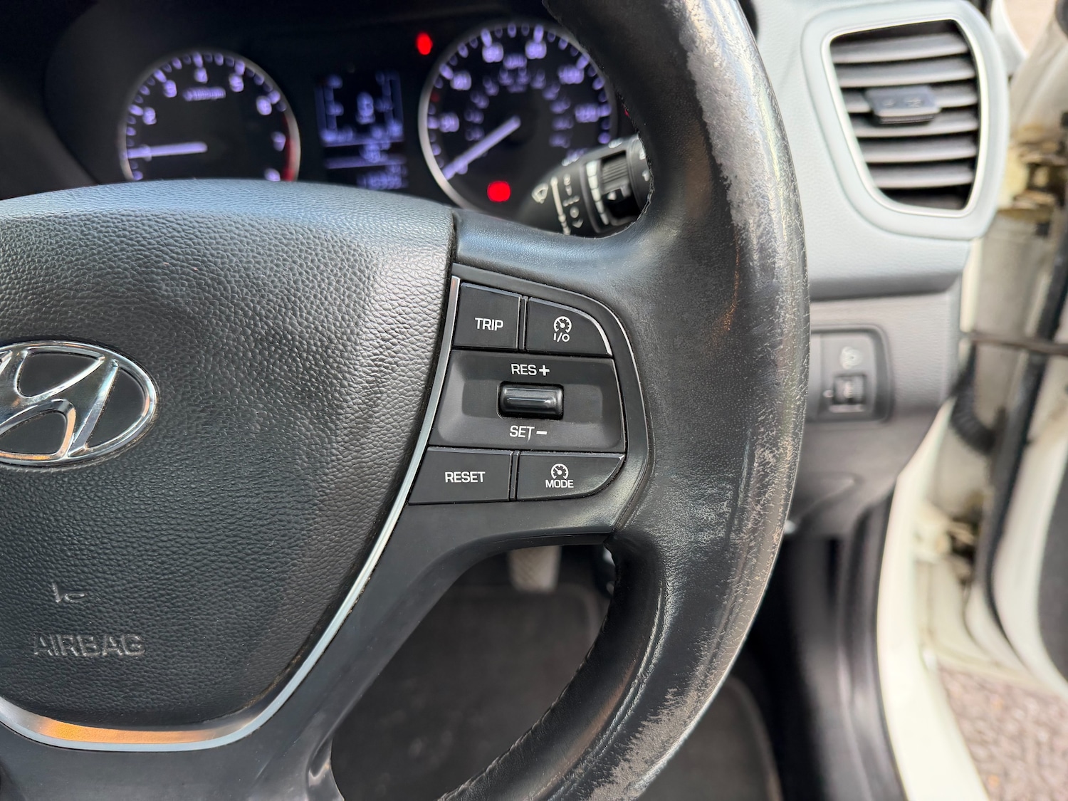 Used Hyundai i20 2015 for sale - 76554440: Photo 22