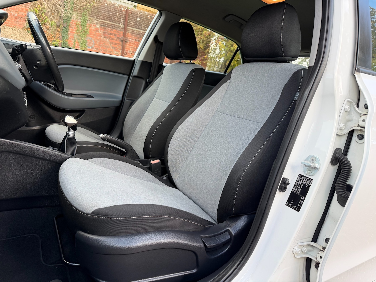 Used Hyundai i20 2015 for sale - 76554440: Photo 9