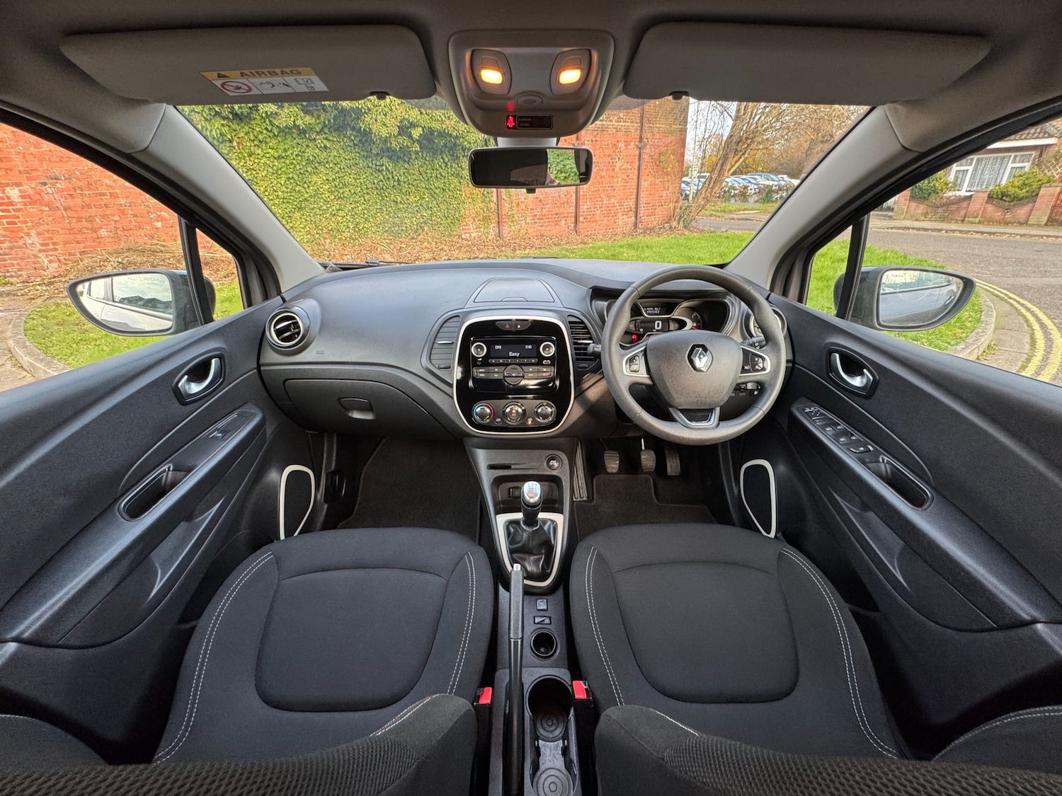 Used Renault Captur 2018 for sale - 77555392: Photo 11