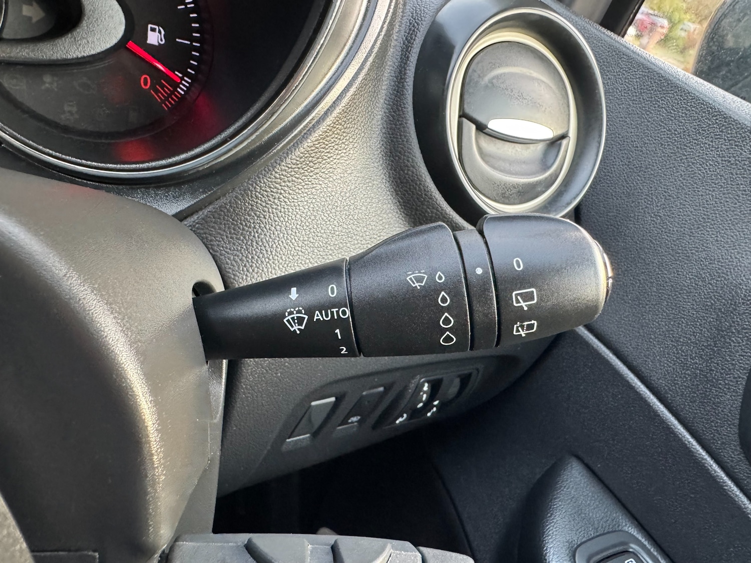 Used Renault Captur 2018 for sale - 77555392: Photo 24