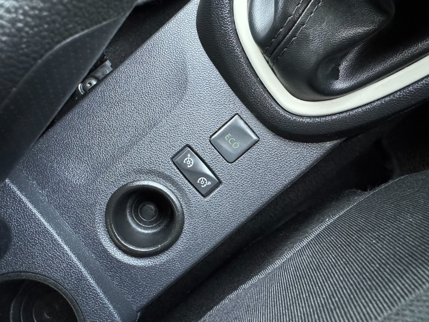 Used Renault Captur 2018 for sale - 77555392: Photo 27