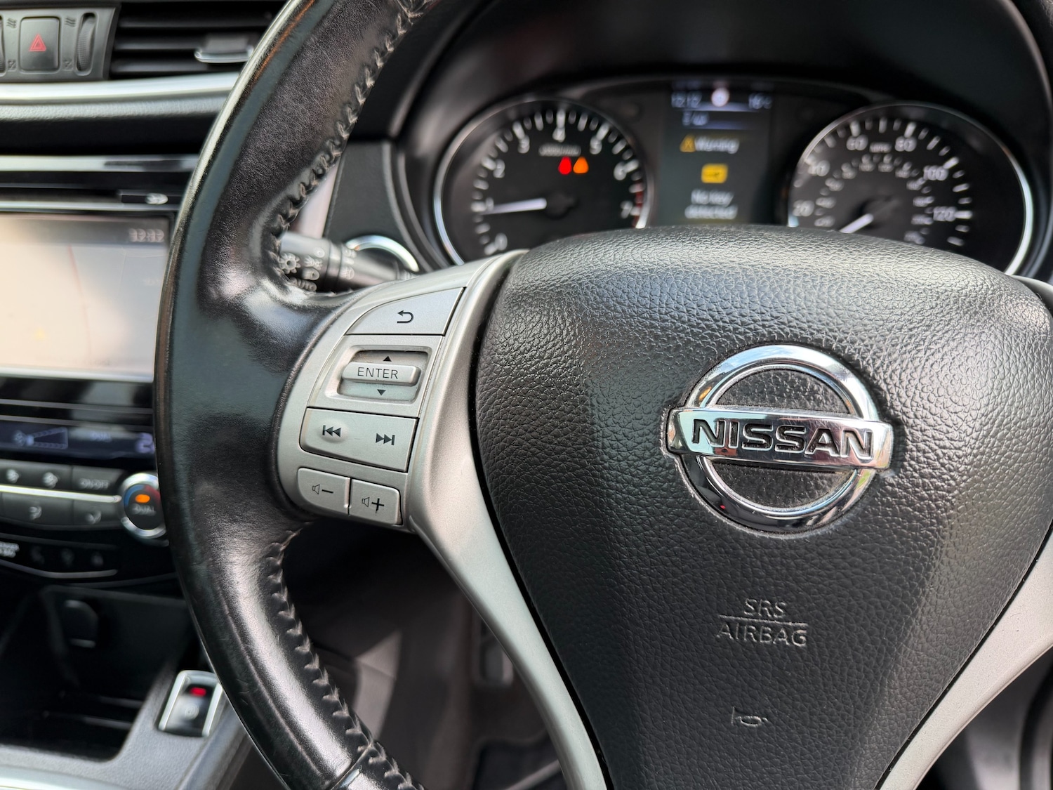 Used Nissan Qashqai 2015 for sale - 76508839: Photo 19