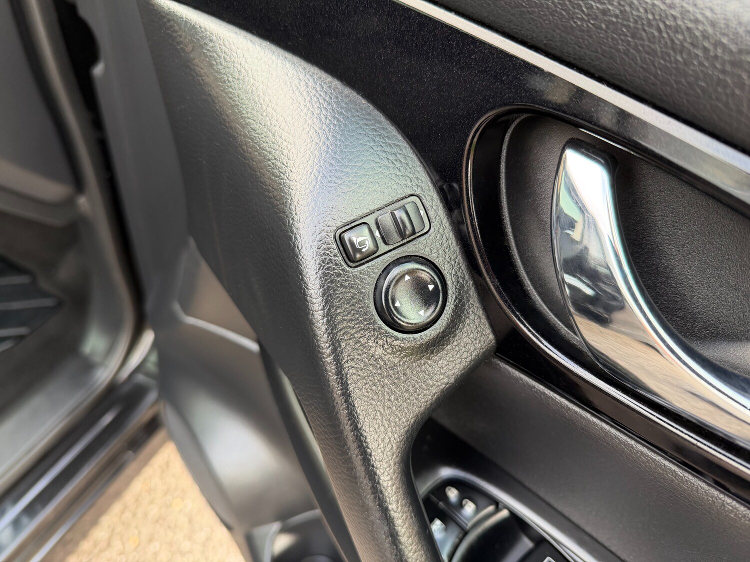 Used Nissan Qashqai 2015 for sale - 76508839: Photo 37