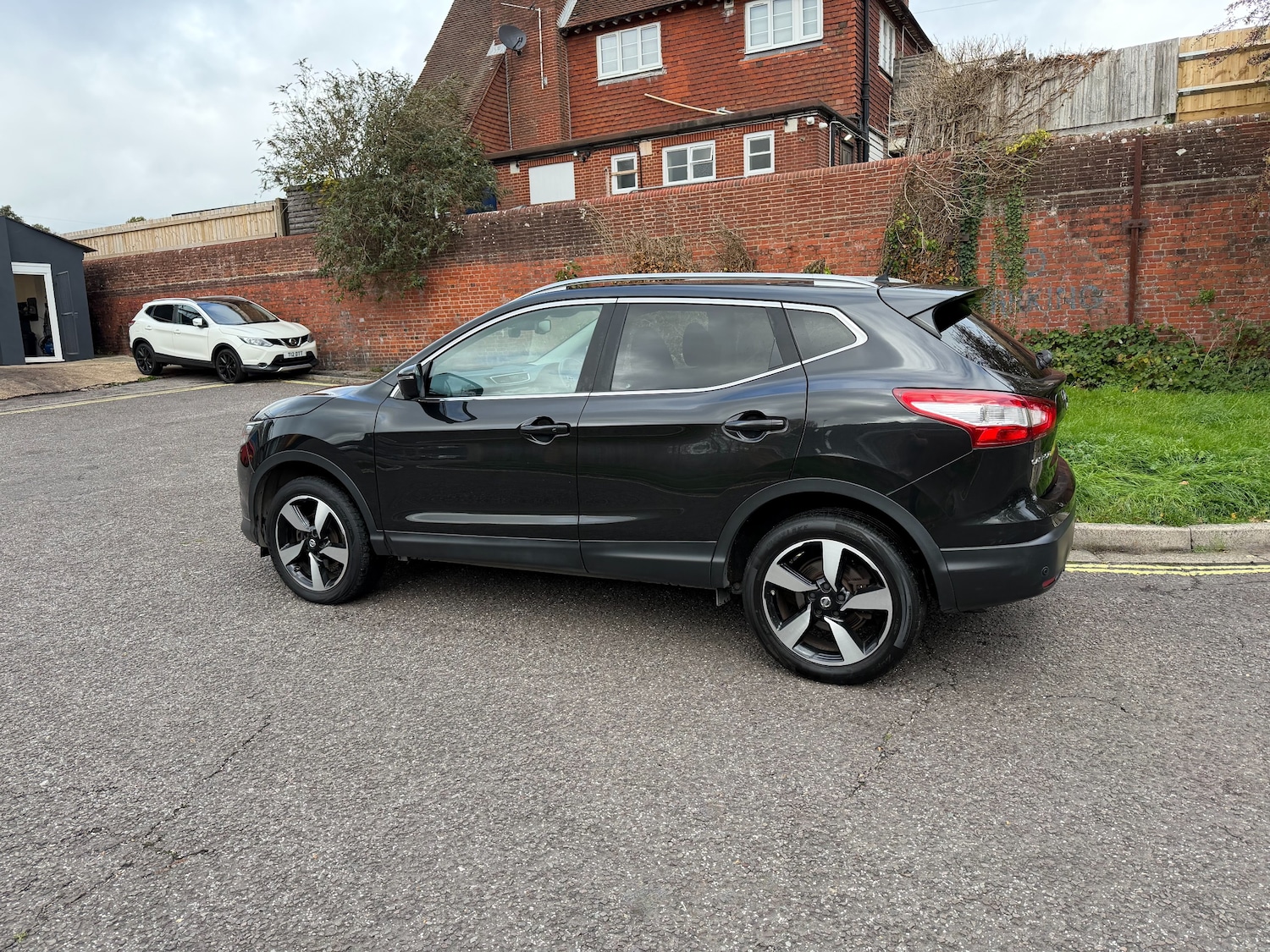Used Nissan Qashqai 2015 for sale - 76508839: Photo 5
