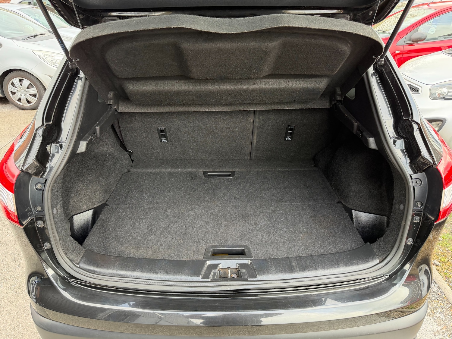 Used Nissan Qashqai 2015 for sale - 76508839: Photo 59