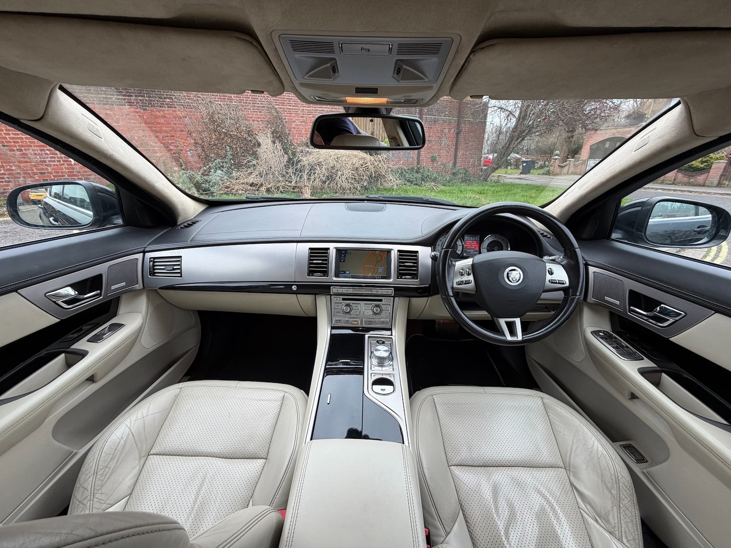 Used Jaguar XF 2011 for sale - 77059474: Photo 11