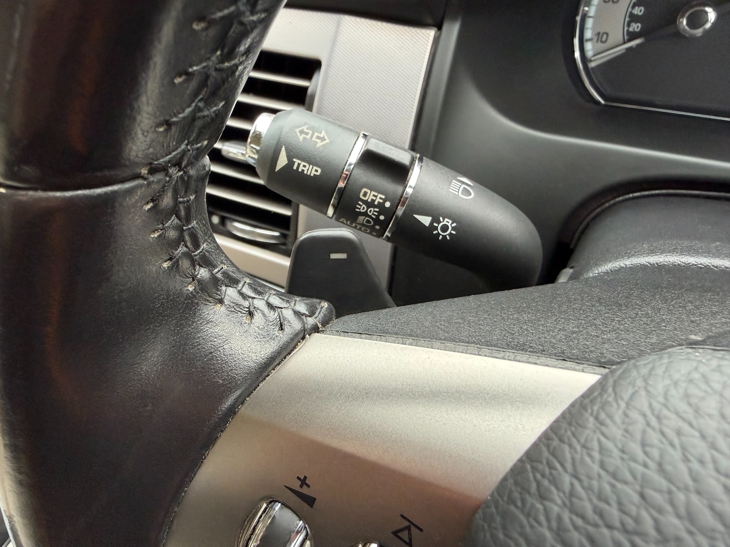 Used Jaguar XF 2011 for sale - 77059474: Photo 26