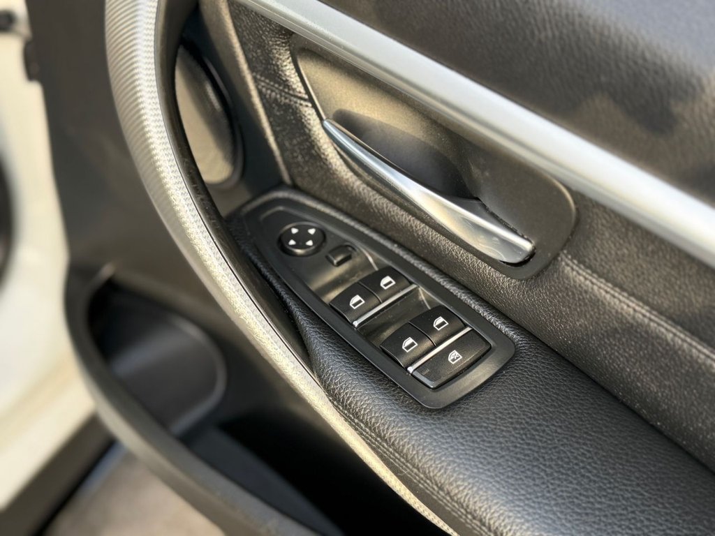 Used BMW 3 Series 2017 for sale - 77765460: Photo 38