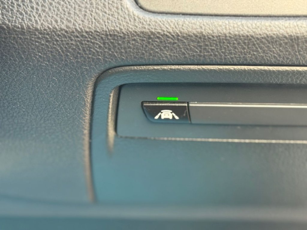 Used BMW 3 Series 2017 for sale - 77765460: Photo 46