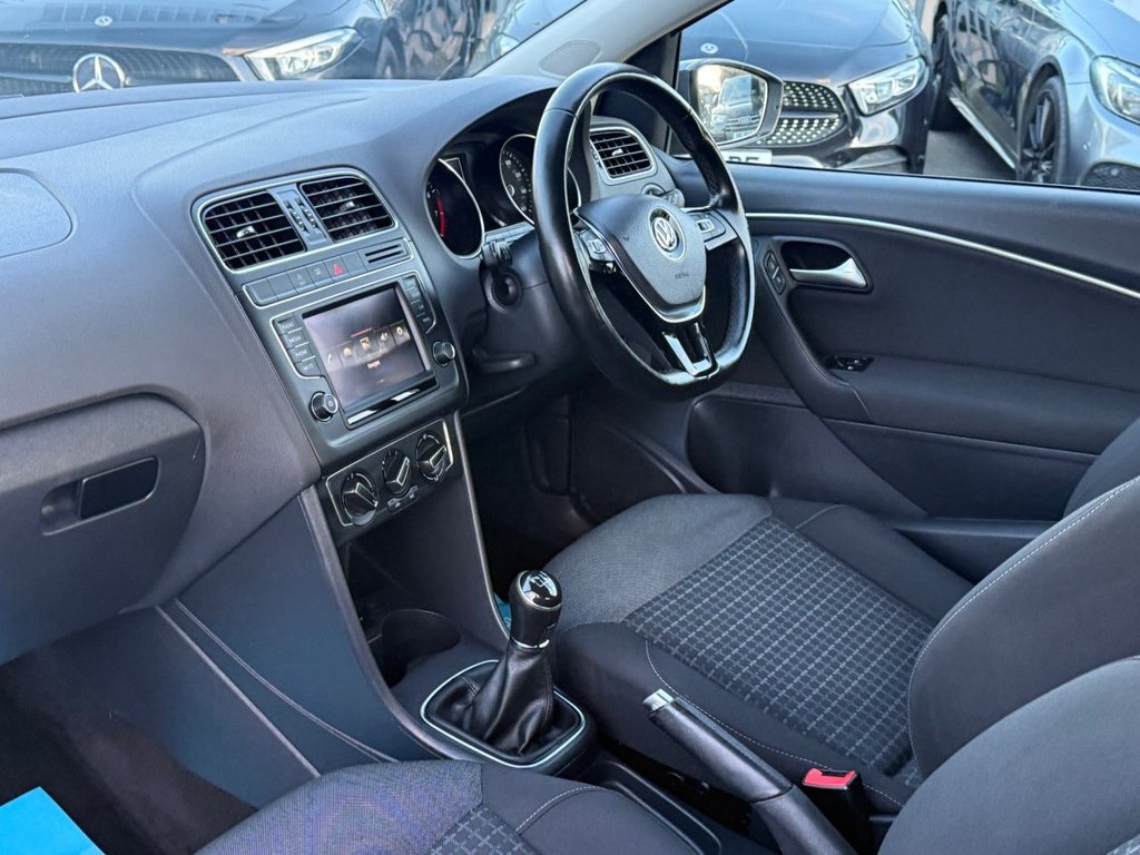 Used Volkswagen Polo 2015 for sale - 77884982: Photo 11