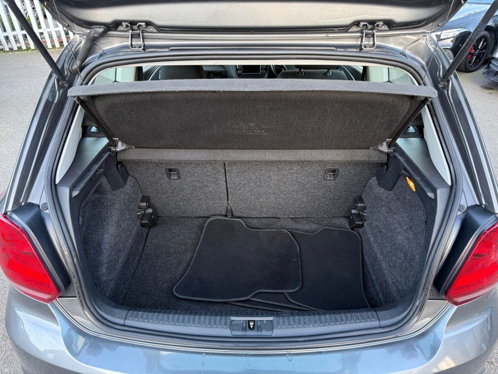 Used Volkswagen Polo 2015 for sale - 77884982: Photo 16