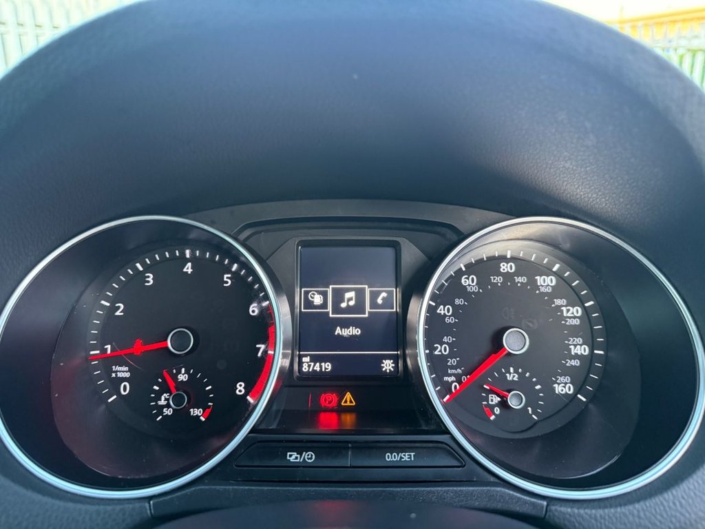 Used Volkswagen Polo 2015 for sale - 77884982: Photo 44