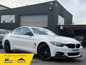 2018 (18) - 420i xDrive M Sport 2dr Auto [Professional Media]