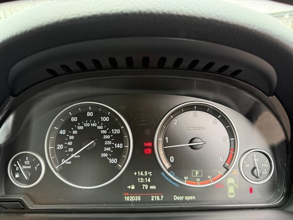 Used BMW 5 Series 2012 for sale - 76163303: Photo 44
