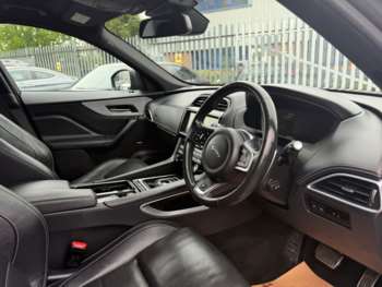Used Jaguar F-Pace 2017 for sale - 75433372: Photo