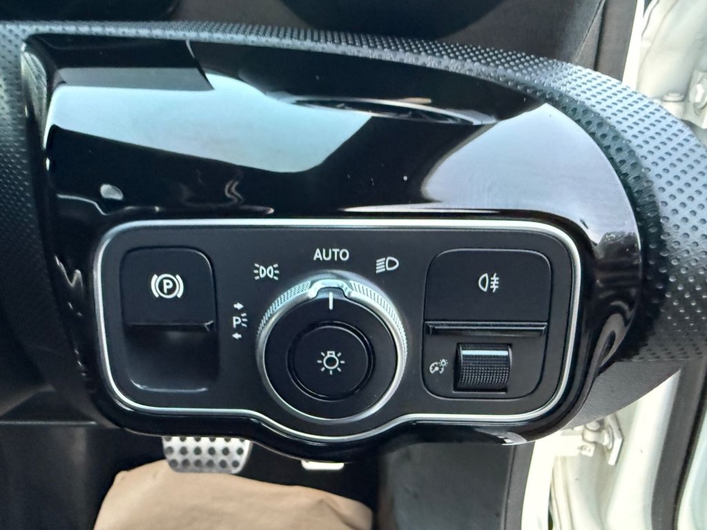 Used Mercedes-Benz A-Class 2019 for sale - 77941722: Photo 39