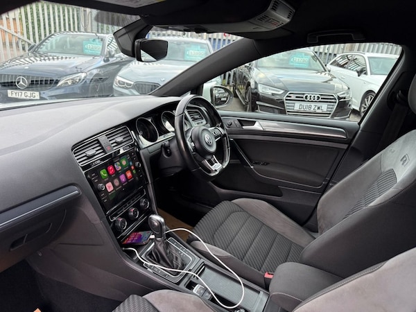 Used Volkswagen Golf 2019 for sale - 76210634: Photo 10