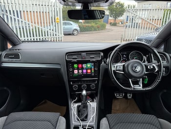 Used Volkswagen Golf 2019 for sale - 76210634: Photo 2