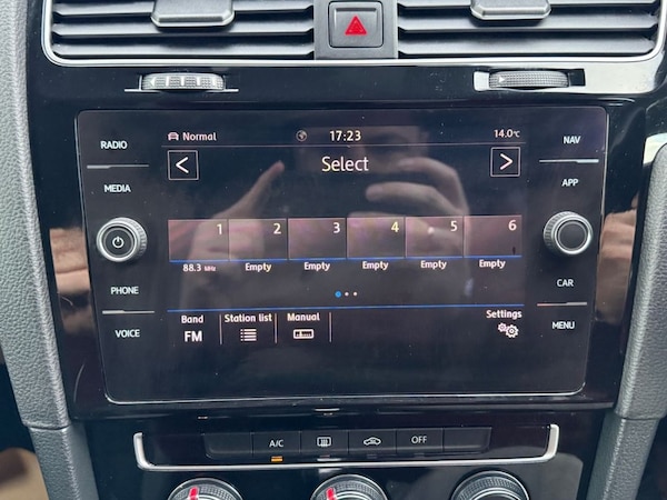 Used Volkswagen Golf 2019 for sale - 76210634: Photo 48