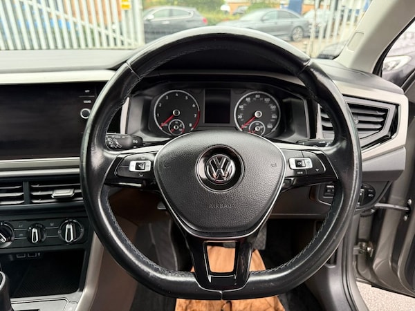 Used Volkswagen Polo 2018 for sale - 76163451: Photo 40