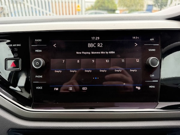Used Volkswagen Polo 2018 for sale - 76163451: Photo 44