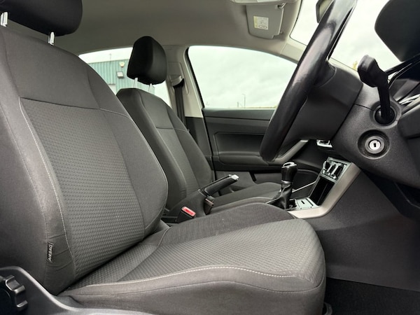 Used Volkswagen Polo 2018 for sale - 76163451: Photo 4