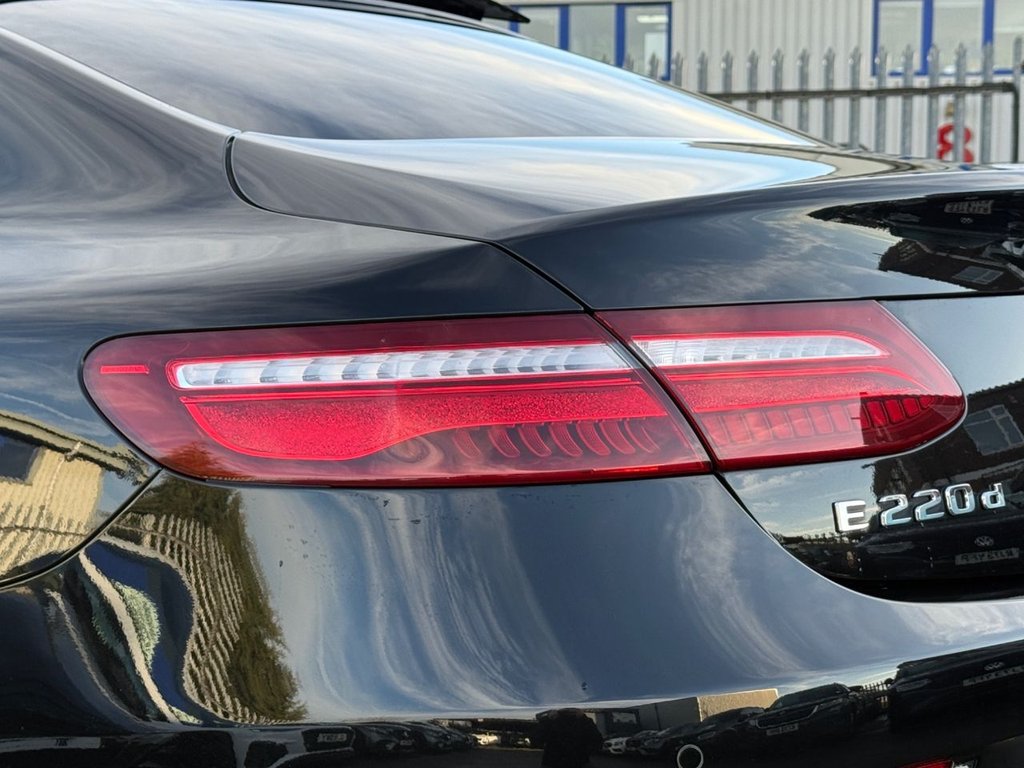 Used Mercedes-Benz E Class 2018 for sale - 77200350: Photo 30