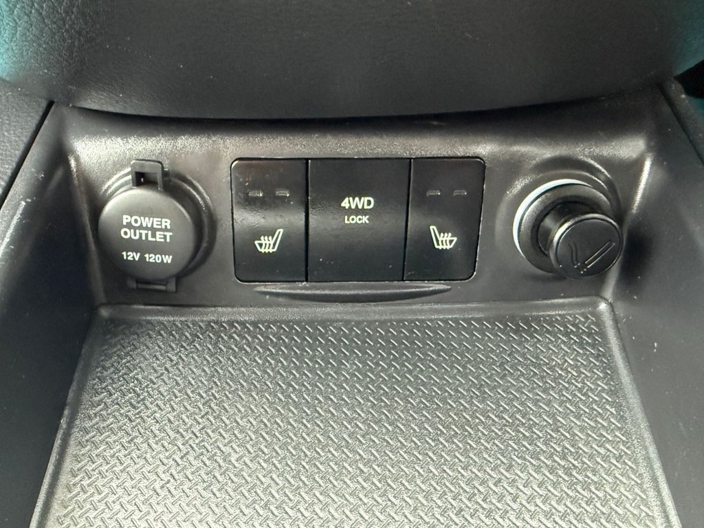 Used Hyundai Santa Fe 2007 for sale - 77521576: Photo 46