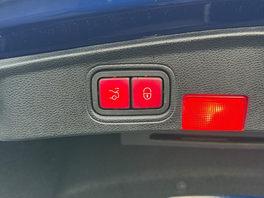 Used Mercedes-Benz C Class 2017 for sale - 77122023: Photo 22