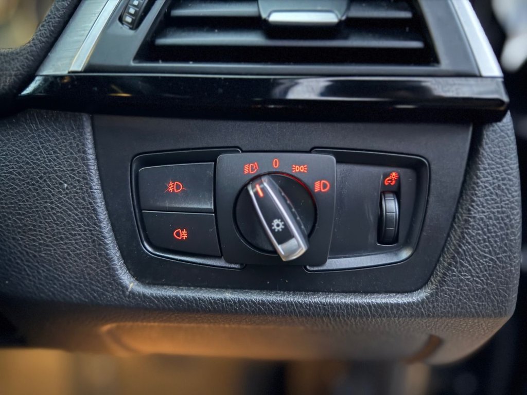 Used BMW 3 Series 2017 for sale - 76361573: Photo 35