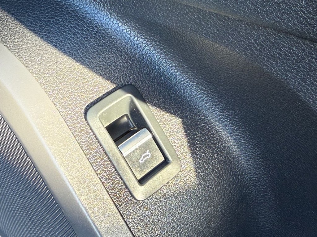 Used Audi Q5 2018 for sale - 77437215: Photo 38