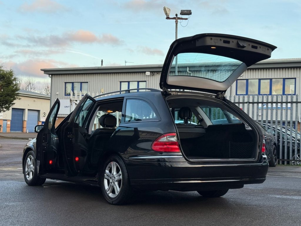 Used Mercedes-Benz E Class 2008 for sale - 76941623: Photo 20