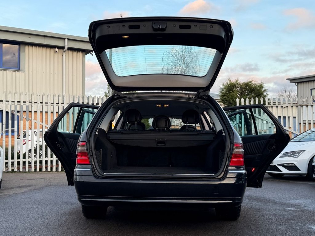 Used Mercedes-Benz E Class 2008 for sale - 76941623: Photo 21