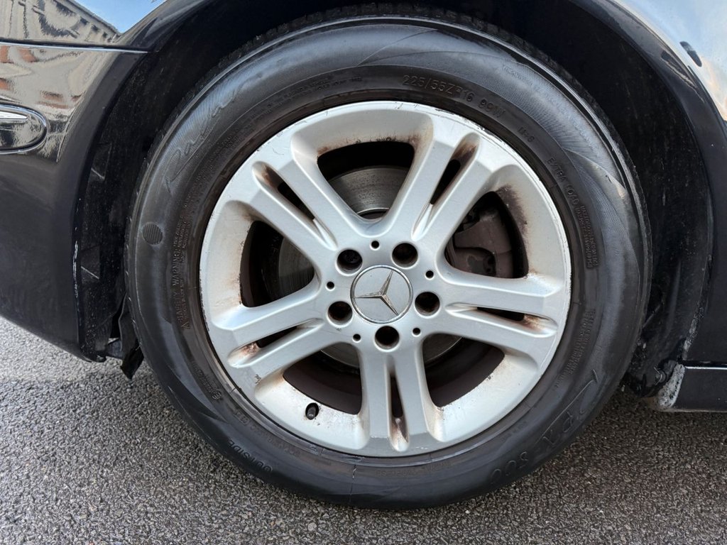 Used Mercedes-Benz E Class 2008 for sale - 76941623: Photo 28