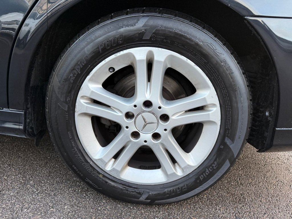 Used Mercedes-Benz E Class 2008 for sale - 76941623: Photo 29