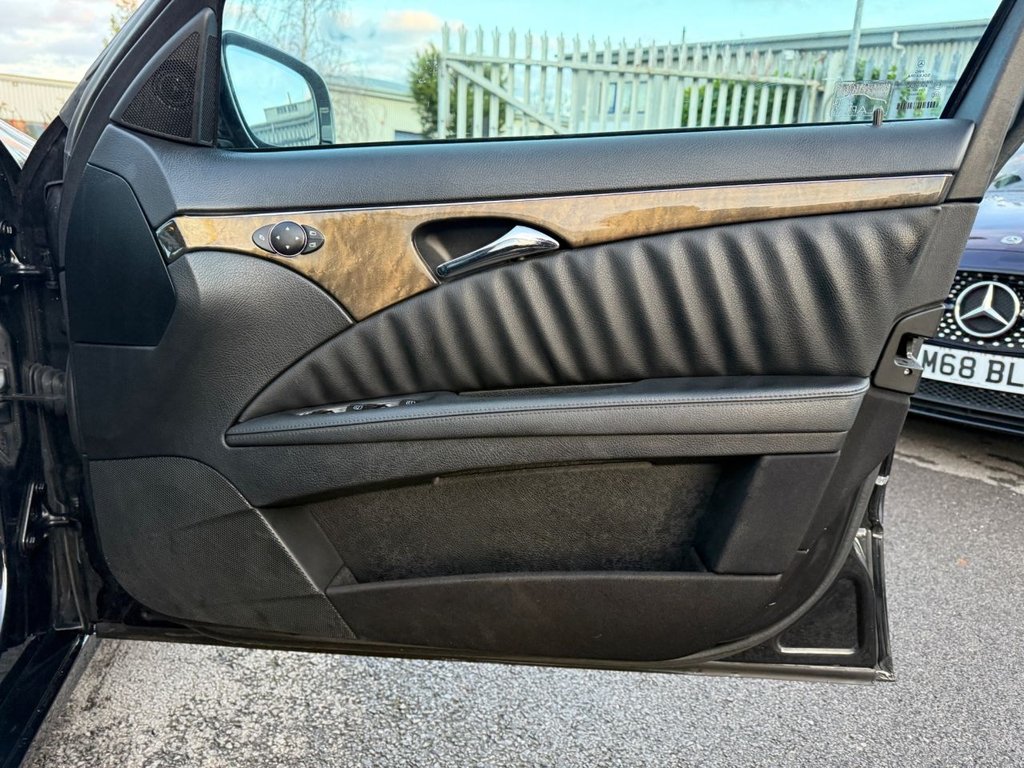 Used Mercedes-Benz E Class 2008 for sale - 76941623: Photo 35