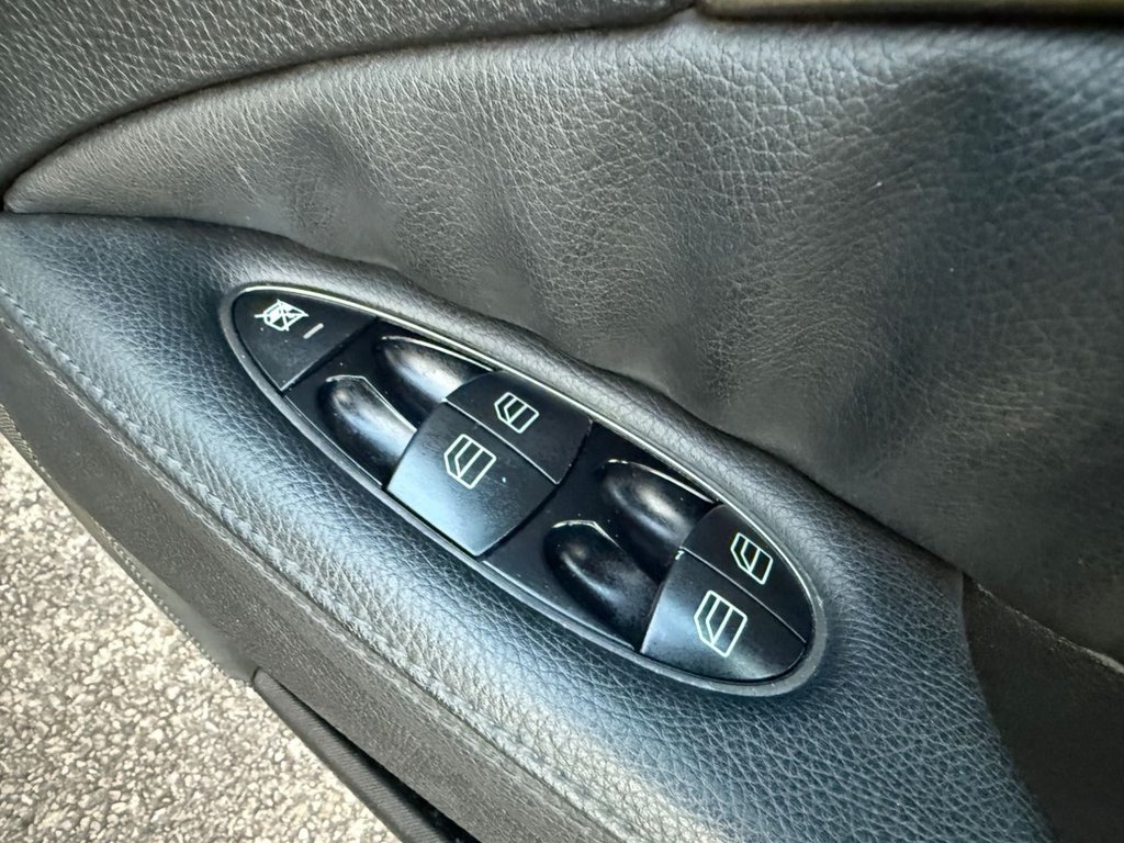 Used Mercedes-Benz E Class 2008 for sale - 76941623: Photo 37