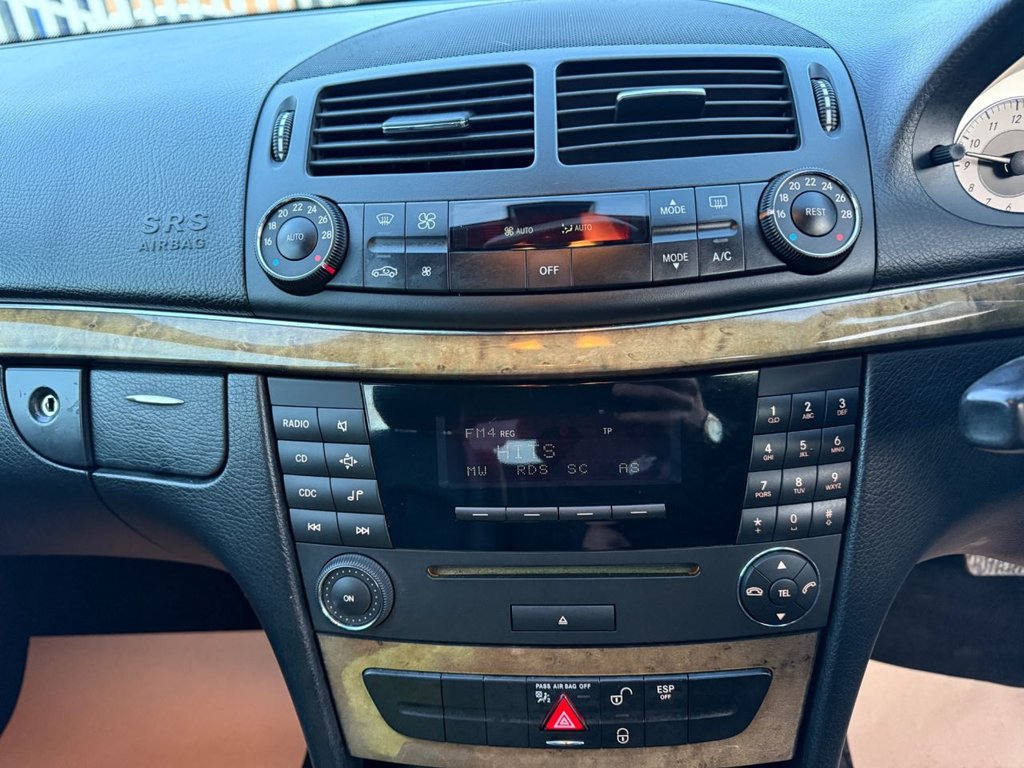 Used Mercedes-Benz E Class 2008 for sale - 76941623: Photo 45