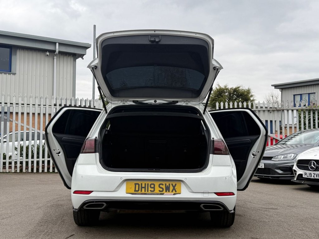 Used Volkswagen Golf 2019 for sale - 78096923: Photo 21