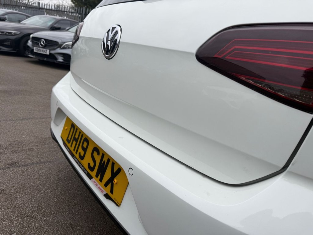 Used Volkswagen Golf 2019 for sale - 78096923: Photo 31