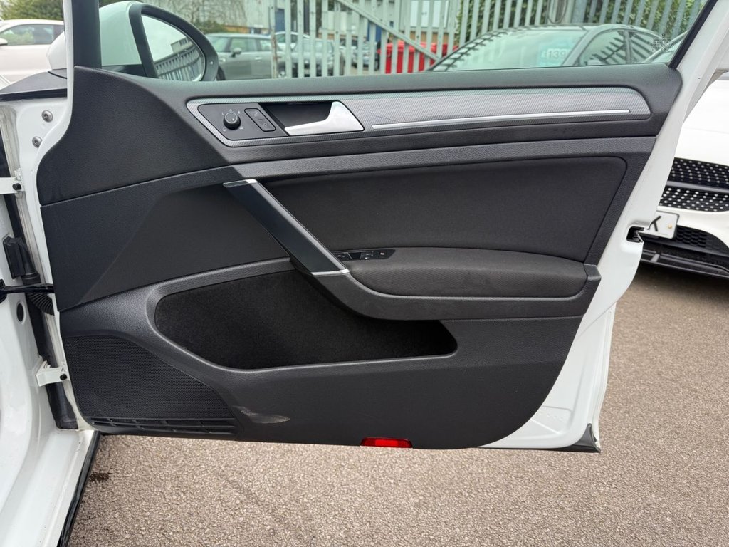 Used Volkswagen Golf 2019 for sale - 78096923: Photo 35